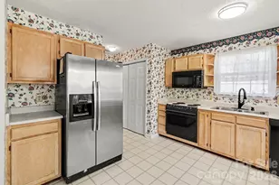 1010 Ridgefield Cir, Indian Trail, NC 28079 - Photo 13