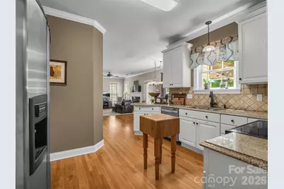 1042 Columbine Road, Asheville, NC 28803 - Photo 11