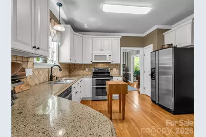 1042 Columbine Road, Asheville, NC 28803 - Photo 13