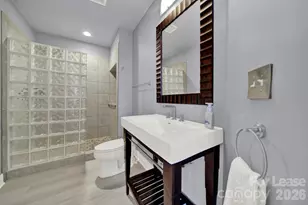 210 N Church St, Charlotte, NC 28202 - Photo 7