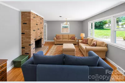 1702 Wildwood Road, Gastonia, NC 28052 - Photo 5