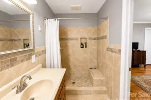 1702 Wildwood Rd, Gastonia, NC 28052 - Photo 11