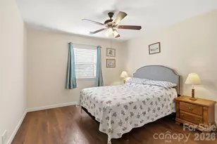 6027 Crape Myrtle Ln, Charlotte, NC 28216 - Photo 17