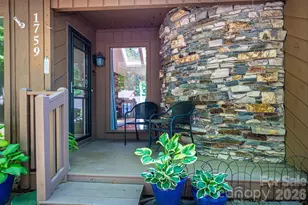 1759 12th St NE, Hickory, NC 28601 - Photo 7
