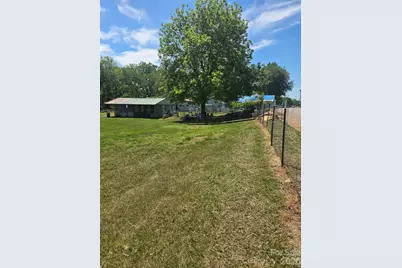 215 Cherry Mountain Street, Ellenboro, NC 28040 - Photo 9