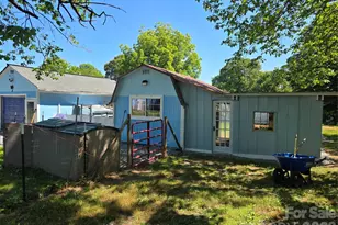215 Cherry Mountain St, Ellenboro, NC 28040 - Photo 25