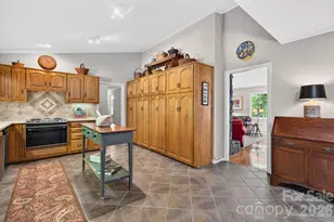 989 Hampton Pl, Mooresville, NC 28115 - Photo 7