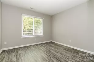 2721 Fairstone Ave, Charlotte, NC 28269 - Photo 11