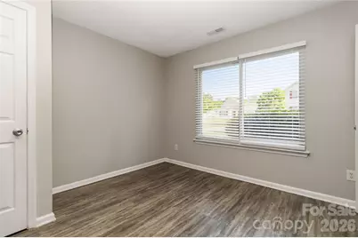 2721 Fairstone Avenue, Charlotte, NC 28269 - Photo 7