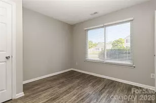 2721 Fairstone Ave, Charlotte, NC 28269 - Photo 7
