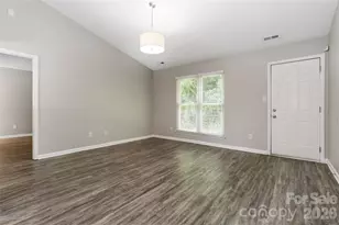 2721 Fairstone Ave, Charlotte, NC 28269 - Photo 3