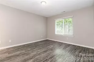 2721 Fairstone Ave, Charlotte, NC 28269 - Photo 9