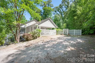 43 Charles Marlowe Drive, Fairview, NC 28730 - Photo 5