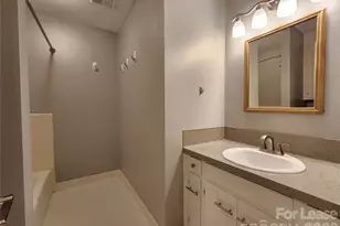 3340 Silver Stream Rd, Charlotte, NC 28226 - Photo 17