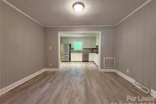 3340 Silver Stream Rd, Charlotte, NC 28226 - Photo 7