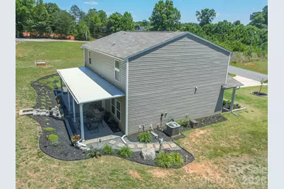 150 Four Andrews Drive, Harmony, NC 28634 - Photo 3