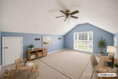 10026 Dauphine Drive, Charlotte, NC 28216 - Photo 31