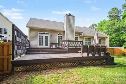 10026 Dauphine Drive, Charlotte, NC 28216 - Photo 39