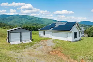 232 Apple Hill Dr, Waynesville, NC 28786 - Photo 7