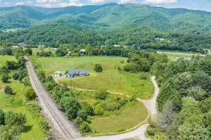 232 Apple Hill Dr, Waynesville, NC 28786 - Photo 13