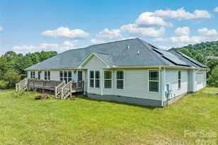 232 Apple Hill Dr, Waynesville, NC 28786 - Photo 3
