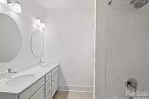 1125 E 35th St, Charlotte, NC 28205 - Photo 17