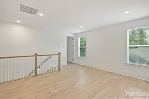 1125 E 35th St, Charlotte, NC 28205 - Photo 9