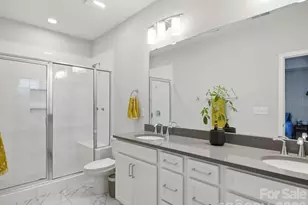 14010 Loyola Ridge Dr, Charlotte, NC 28277 - Photo 17