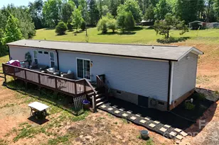 365 Guernsey Ln, Roebuck, SC 29376 - Photo 7