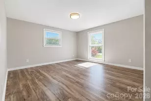 2121 24th St NE, Hickory, NC 28601 - Photo 17