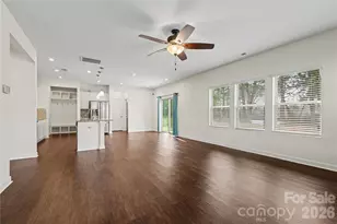 11144 Comiskey Ln, Charlotte, NC 28273 - Photo 9
