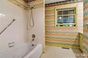 114 Overlook Rd, Asheville, NC 28803 - Photo 25