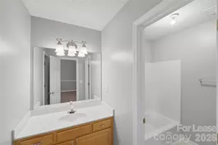 8144 Christmas Ct, Charlotte, NC 28216 - Photo 5