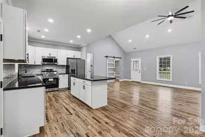 1060 Moss Lake Drive, Clover, SC 29710 - Photo 3