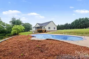1060 Moss Lake Dr, Clover, SC 29710 - Photo 37