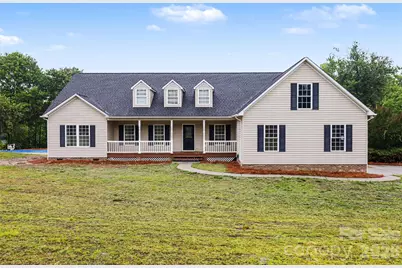 1060 Moss Lake Drive, Clover, SC 29710 - Photo 31