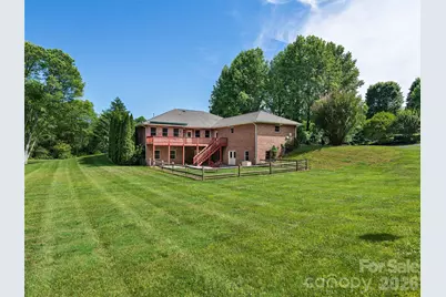 39 Beaumont Drive, Hendersonville, NC 28739 - Photo 31