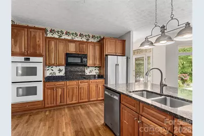 39 Beaumont Drive, Hendersonville, NC 28739 - Photo 9