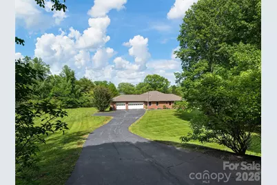 39 Beaumont Drive, Hendersonville, NC 28739 - Photo 27