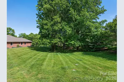 39 Beaumont Drive, Hendersonville, NC 28739 - Photo 29