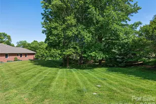 39 Beaumont Dr, Hendersonville, NC 28739 - Photo 29
