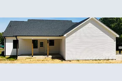 417 E 2nd Street, Faith, NC 29041 - Photo 5