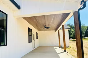 417 E 2nd St, Faith, NC 29041 - Photo 3