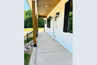 417 E 2nd Street, Faith, NC 29041 - Photo 15