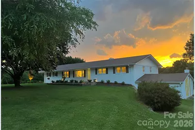 134 W Oakview Road, Asheville, NC 28806 - Photo 3