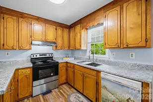 1421 Flint Hill St, Rock Hill, SC 29730 - Photo 11