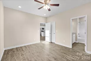 1038 Grady St, Salisbury, NC 28144 - Photo 15