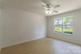 5840 Prescott Ct, Charlotte, NC 28269 - Photo 13