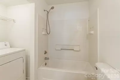 5840 Prescott Court, Charlotte, NC 28269 - Photo 17