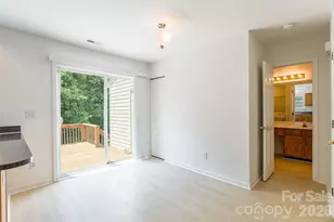 5840 Prescott Ct, Charlotte, NC 28269 - Photo 11